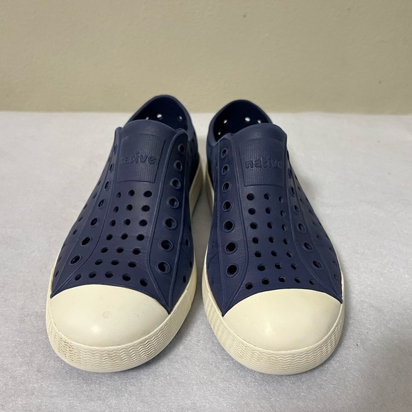 Native Shoes Jefferson Navy Kids Size 13 - Picture 2 of 7